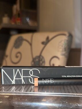 NARS Total Seduction Eyeshadow Stick